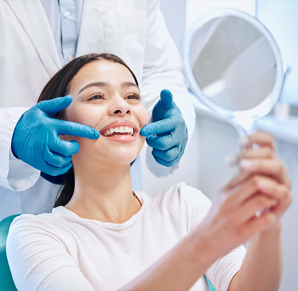 Oral and Maxillofacial Surgeon 44303